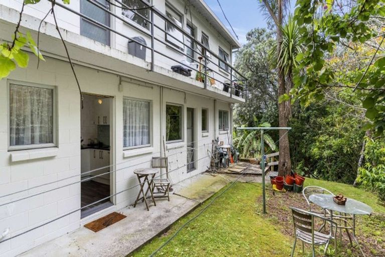 Photo of property in 3/19a Verbena Road, Birkdale, Auckland, 0626