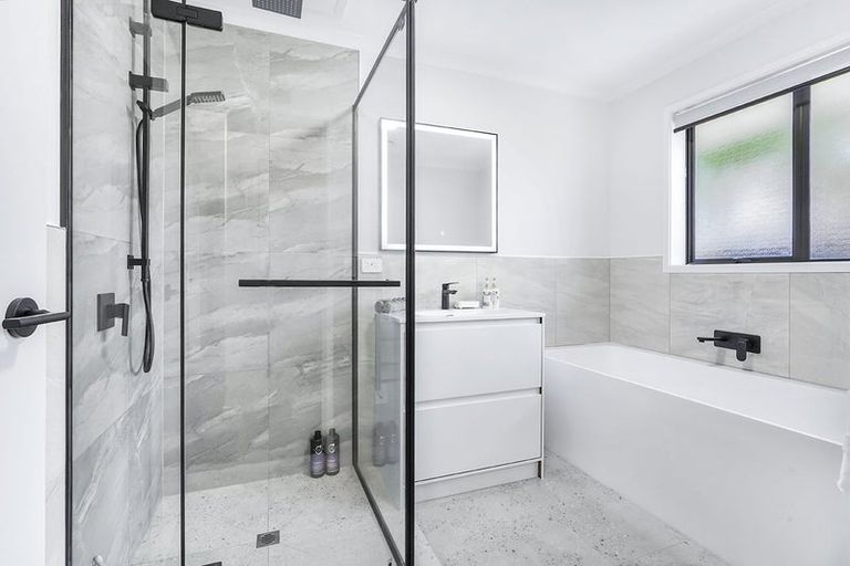 Photo of property in 16 Aria Court, Fairview Downs, Hamilton, 3214