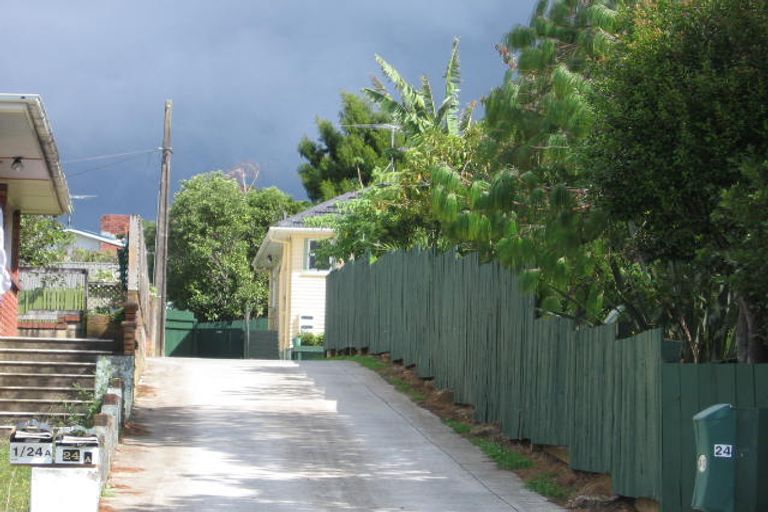 Photo of property in 24a Croydon Road, New Lynn, Auckland, 0600