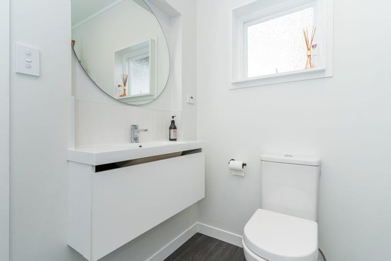 Photo of property in 2 Islington Street, North East Valley, Dunedin, 9010