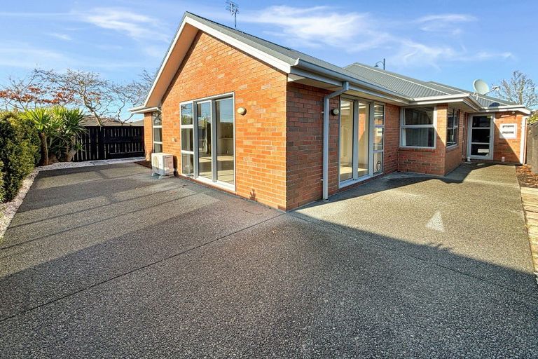 Photo of property in 35 Cognac Drive, Yaldhurst, Christchurch, 8042