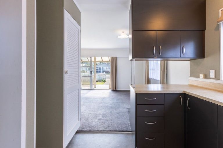 Photo of property in 18a Tennyson Street, Dannevirke, 4930