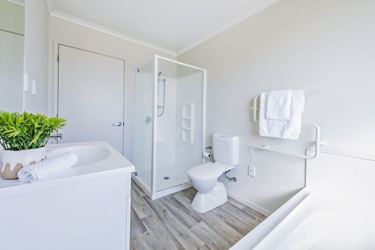 Photo of property in 39 Pakohe Street, Pegasus, 7612