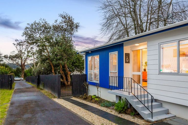 Photo of property in 16 Urlich Drive, Ranui, Auckland, 0612