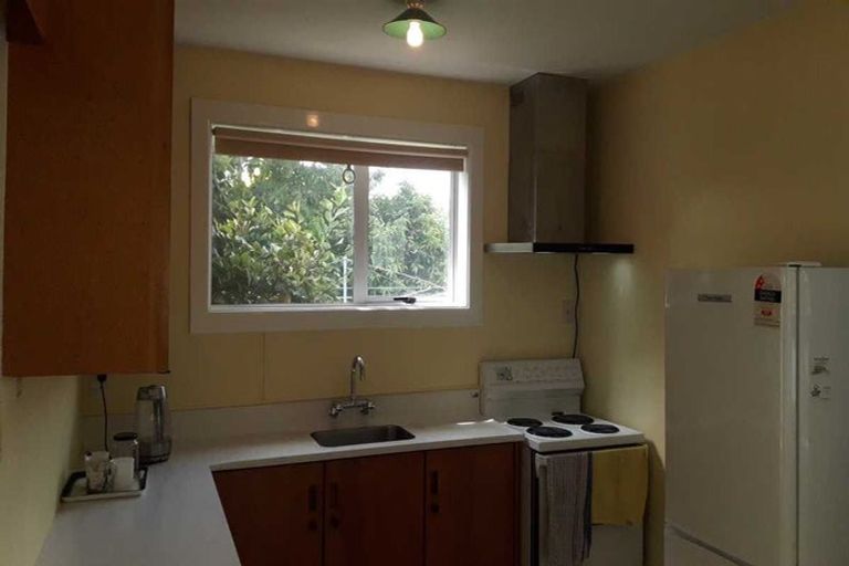 Photo of property in 2/42 Strathfield Avenue, Dallington, Christchurch, 8061