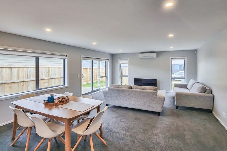 Photo of property in 10 Te Ara O Roimata, Wainuiomata, Lower Hutt, 5014