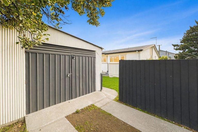 Photo of property in 32 Jollie Street, Linwood, Christchurch, 8062
