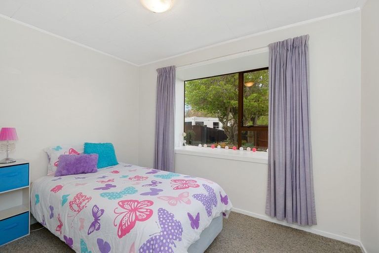 Photo of property in 44d Woodend Road, Woodend, 7610