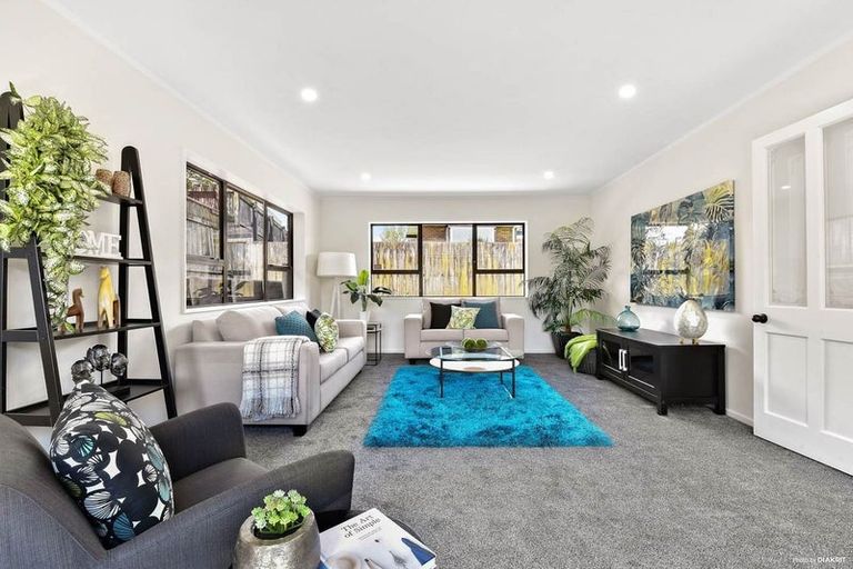 Photo of property in 6 Millhouse Drive, Northpark, Auckland, 2013