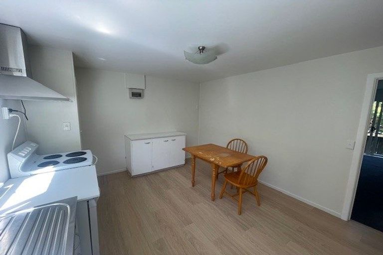 Photo of property in 1/9 Pemberton Avenue, Bayview, Auckland, 0629