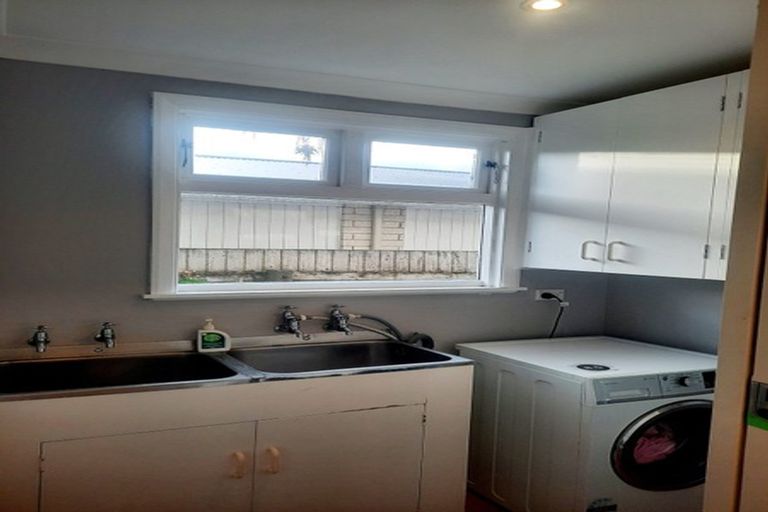 Photo of property in 58 Copeland Street, Hutt Central, Lower Hutt, 5011