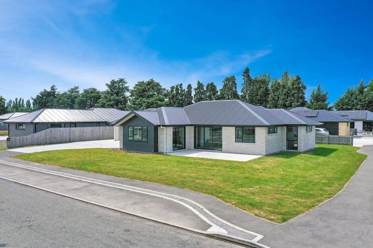 Photo of property in 28 Geoff Geering Drive, Netherby, Ashburton, 7700