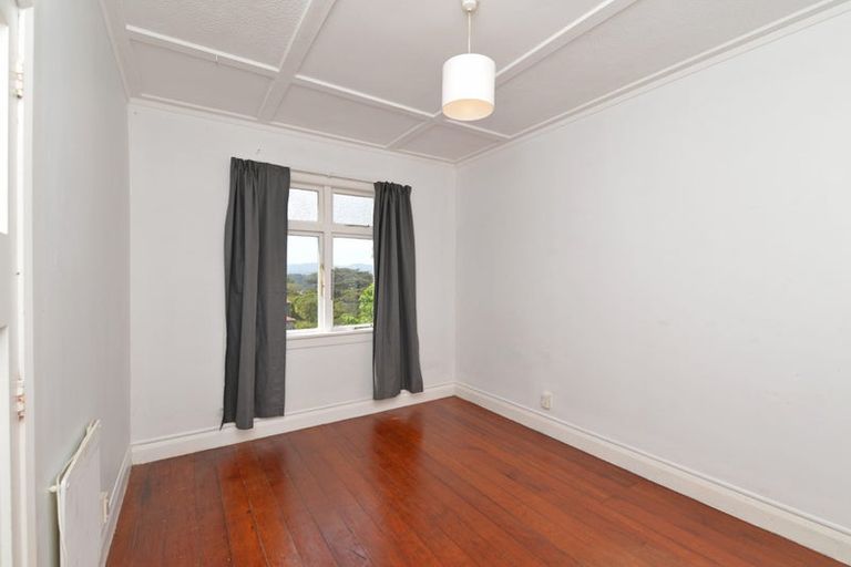 Photo of property in 19 Hadfield Terrace, Kelburn, Wellington, 6012
