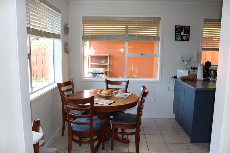 Photo of property in 3/91 Great South Road, Manurewa, Auckland, 2102