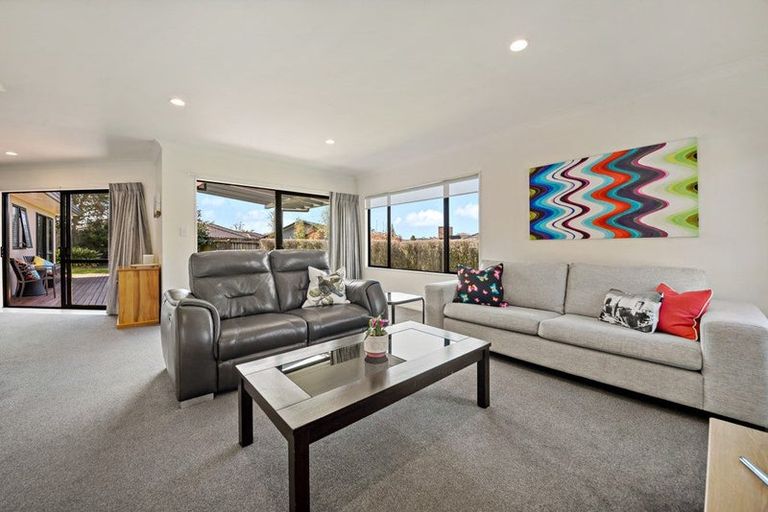 Photo of property in 182a Queen Street, Pukekohe, 2120