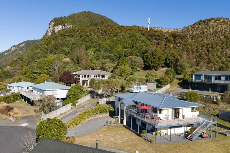 Photo of property in 33 Turangitukua Terrace, Kuratau, Turangi, 3381
