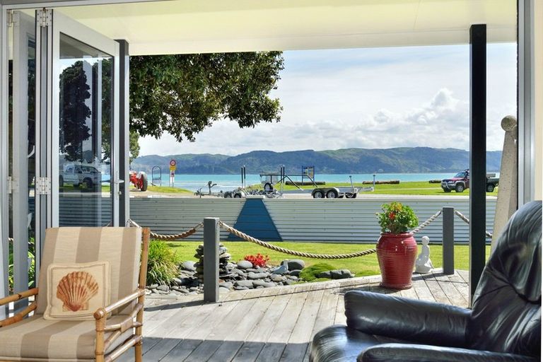 Photo of property in 155 Newcastle Street, Mahia, Nuhaka, 4198