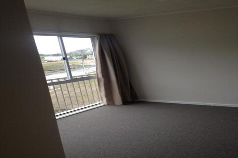 Photo of property in 95 Farmer Crescent, Taita, Lower Hutt, 5011