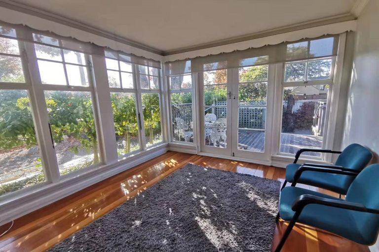 Photo of property in 157 Fendalton Road, Fendalton, Christchurch, 8041