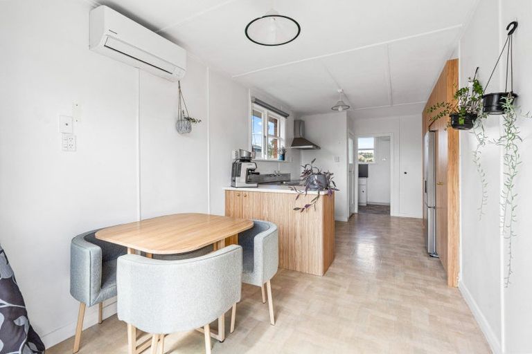 Photo of property in 61 Murray Street, Kew, Dunedin, 9012