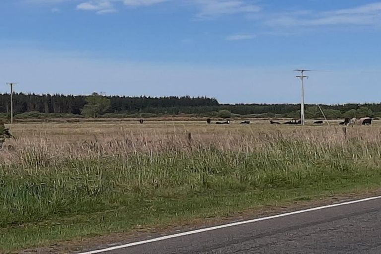 Photo of property in 451 Kainga Road, Brooklands, Christchurch, 8083