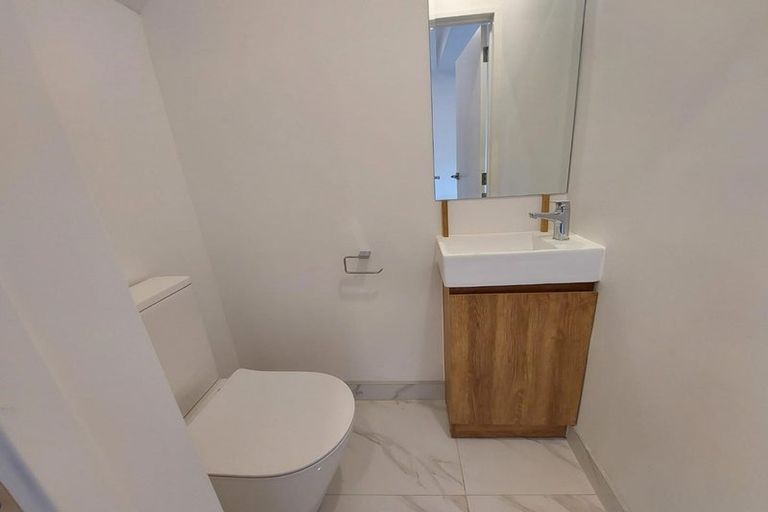 Photo of property in 11/72 Alfriston Road, Manurewa East, Auckland, 2102