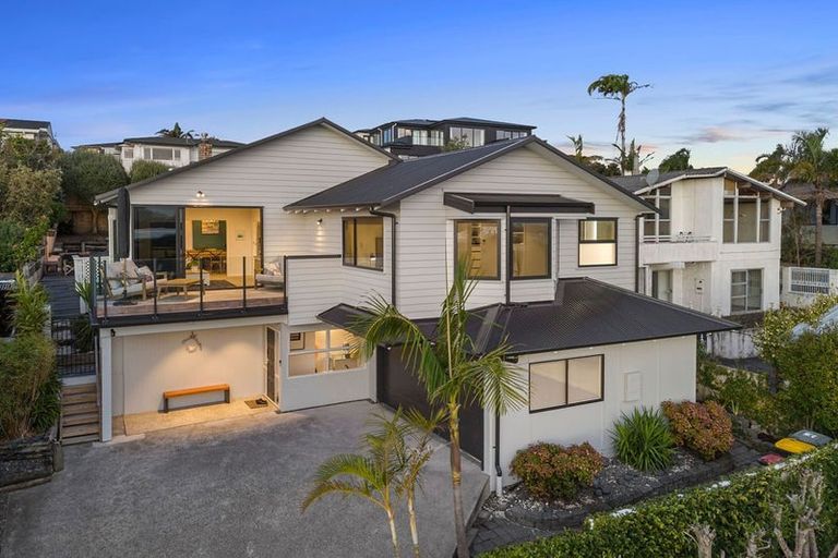 Photo of property in 22 Morrow Avenue, Bucklands Beach, Auckland, 2012