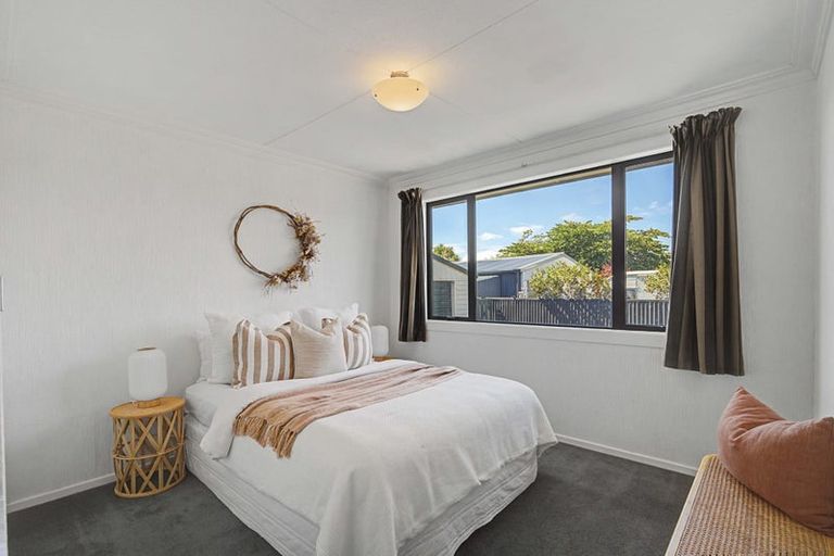 Photo of property in 11 Talbot Place, Hargest, Invercargill, 9810