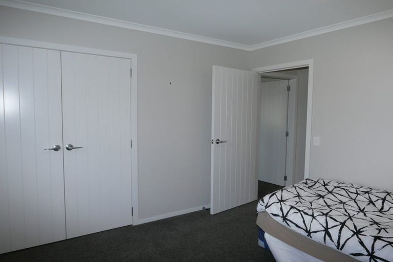 Photo of property in 94 Mazengarb Road, Paraparaumu Beach, Paraparaumu, 5032
