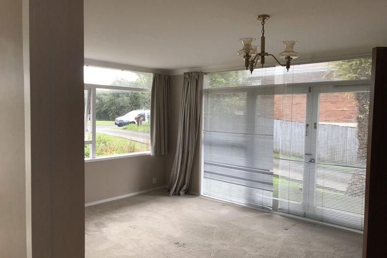 Photo of property in 20 Grenada Avenue, Forrest Hill, Auckland, 0620