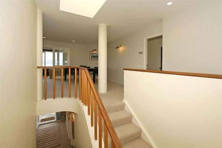 Photo of property in 1a Gill Road, Lowry Bay, Lower Hutt, 5013