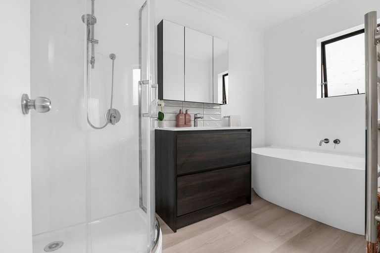 Photo of property in 120 Clarkin Road, Fairfield, Hamilton, 3214