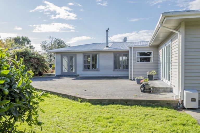 Photo of property in 96 Waerenga Road, Otaki, 5512