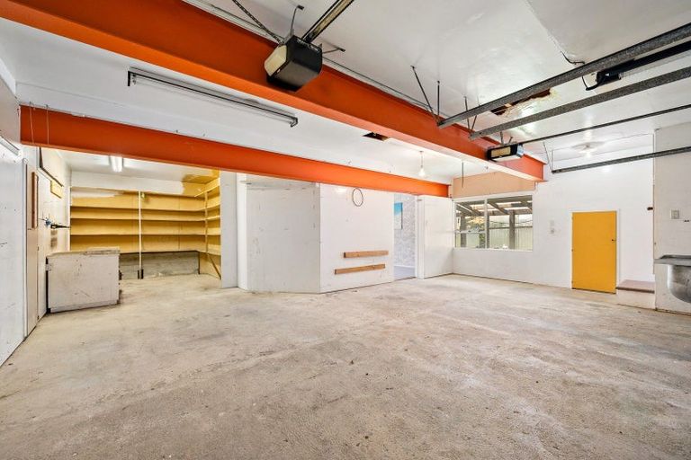 Photo of property in 7 Tree Top Lane, Paparangi, Wellington, 6037