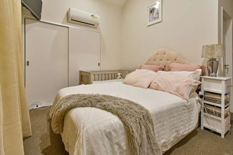 Photo of property in 69 Battalion Drive, Papakura, 2110