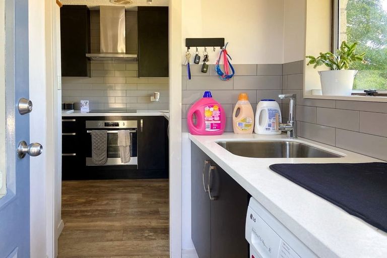 Photo of property in 14 Mckellar Place, Hornby, Christchurch, 8042