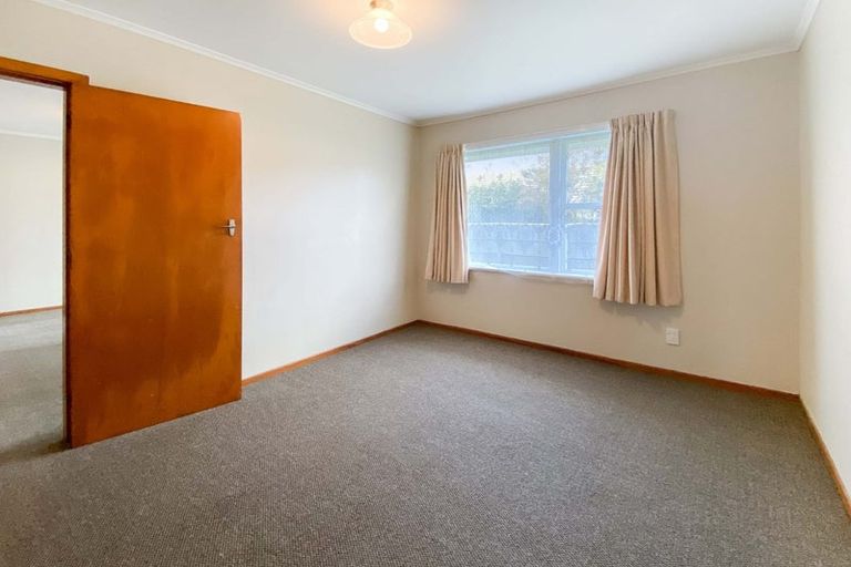 Photo of property in 1/3 Camp Street, Silverstream, Upper Hutt, 5019