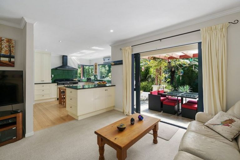 Photo of property in 103 Huia Street, Waikanae, 5391