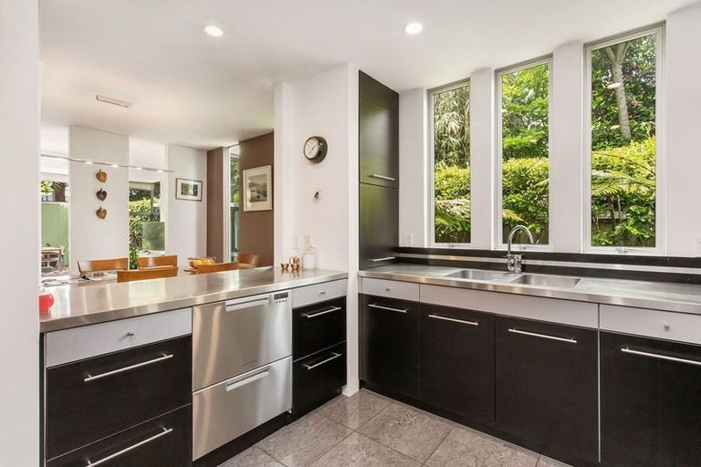 Photo of property in 46 Cox Street, Merivale, Christchurch, 8014