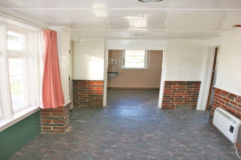 Photo of property in 27 Wingatui Road, Mosgiel, 9024