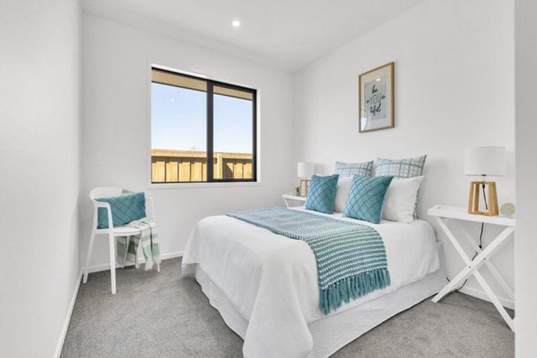 Photo of property in 37 Cunliffe Road, Redwood, Christchurch, 8051
