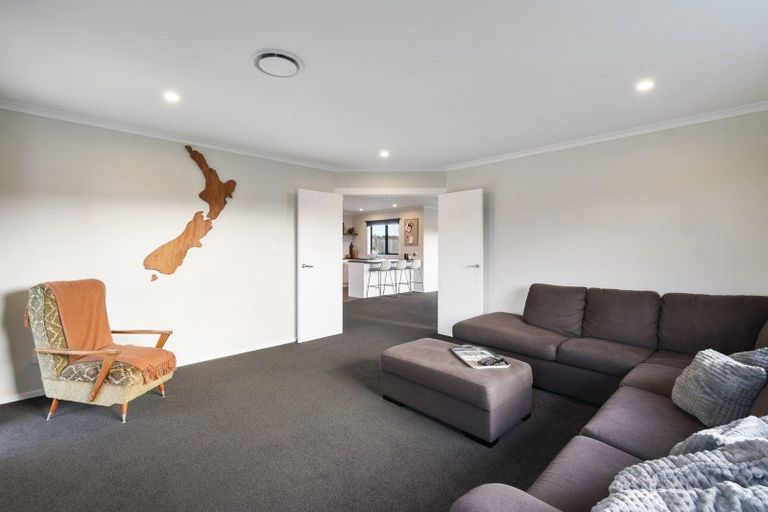 Photo of property in 34 George Street, Bulls, 4818