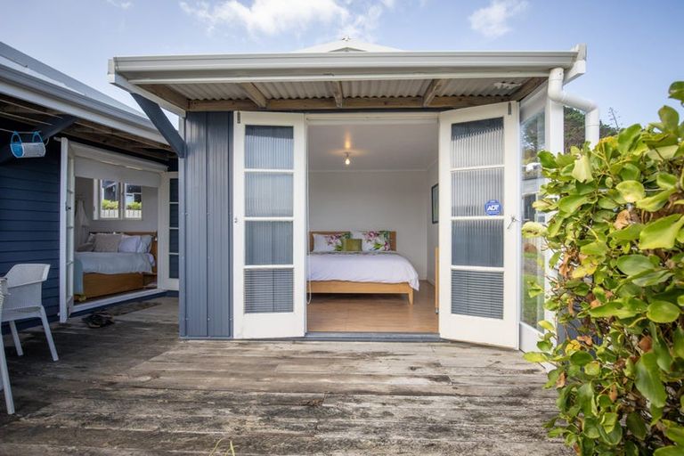 Photo of property in 113 Riria Kereopa Memorial Drive, Raglan, 3297