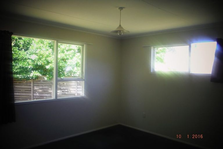 Photo of property in 12 Aporoa Grove, Wainuiomata, Lower Hutt, 5014