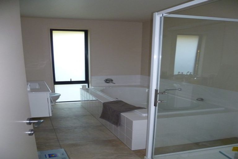 Photo of property in 15 Gershwin Grove, Stoke, Nelson, 7011