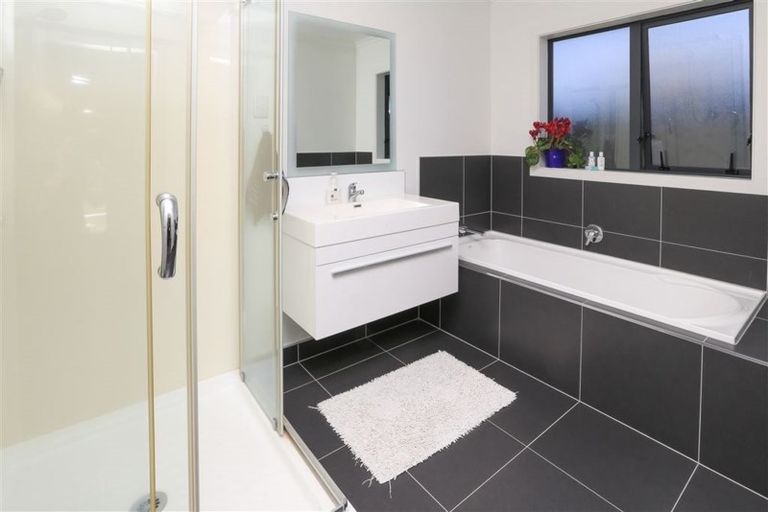 Photo of property in 7 Allgood Place, Rototuna North, Hamilton, 3210