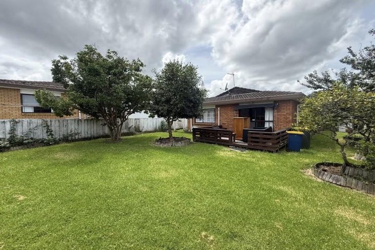 Photo of property in 6/116 Titirangi Road, New Lynn, Auckland, 0600
