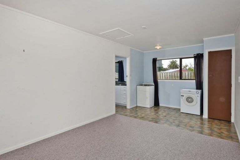 Photo of property in 15 Slako Crescent, Ruakaka, 0116