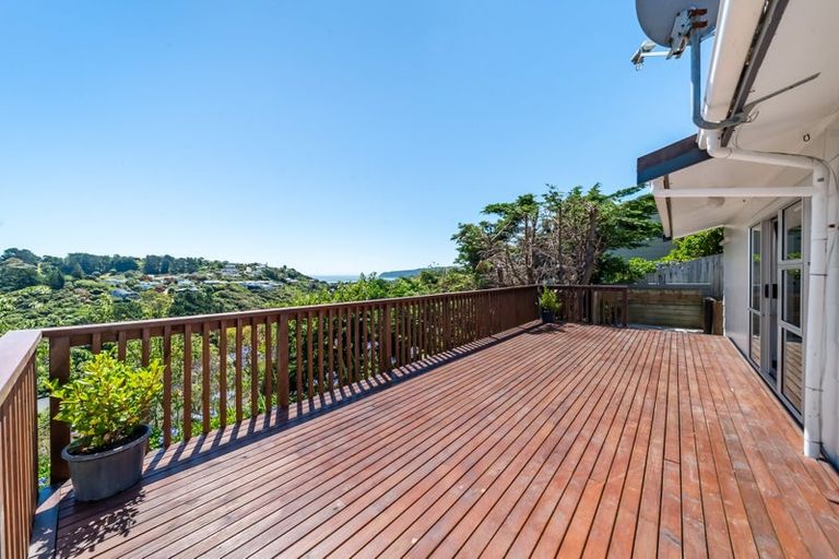 Photo of property in 58 Mercury Way, Whitby, Porirua, 5024