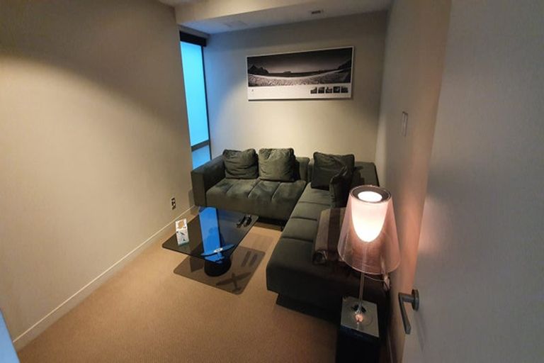 Photo of property in Mariner, 1/140b Oriental Parade, Oriental Bay, Wellington, 6011